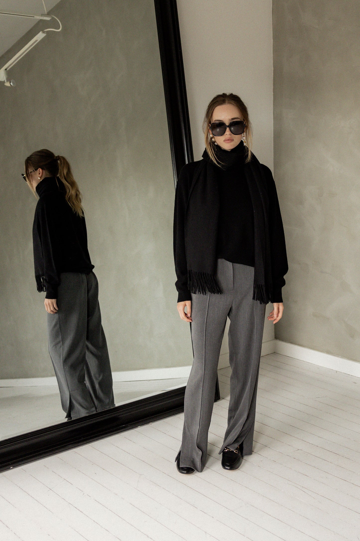 Easy To Say Wide Leg Pant Dark Grey front view