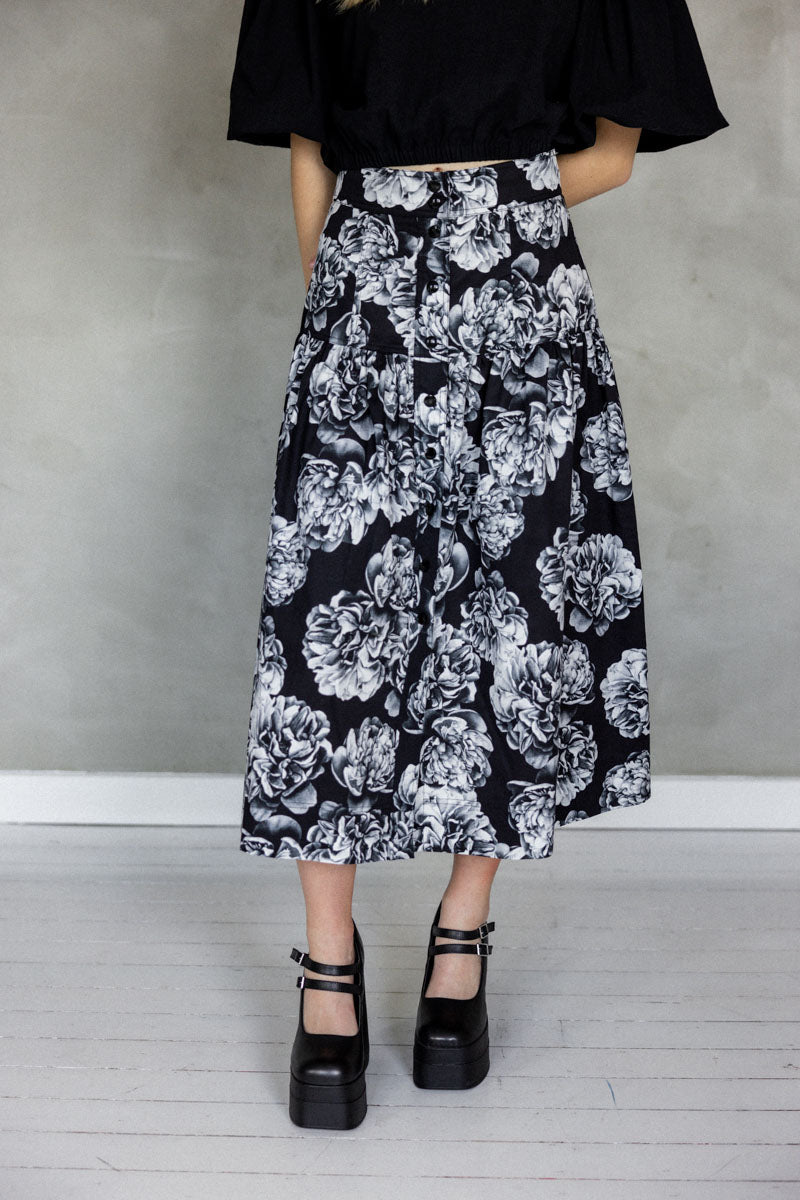 The Only Thing Cotton Midi Skirt (Mazu Exclusive Floral Print) close up front view