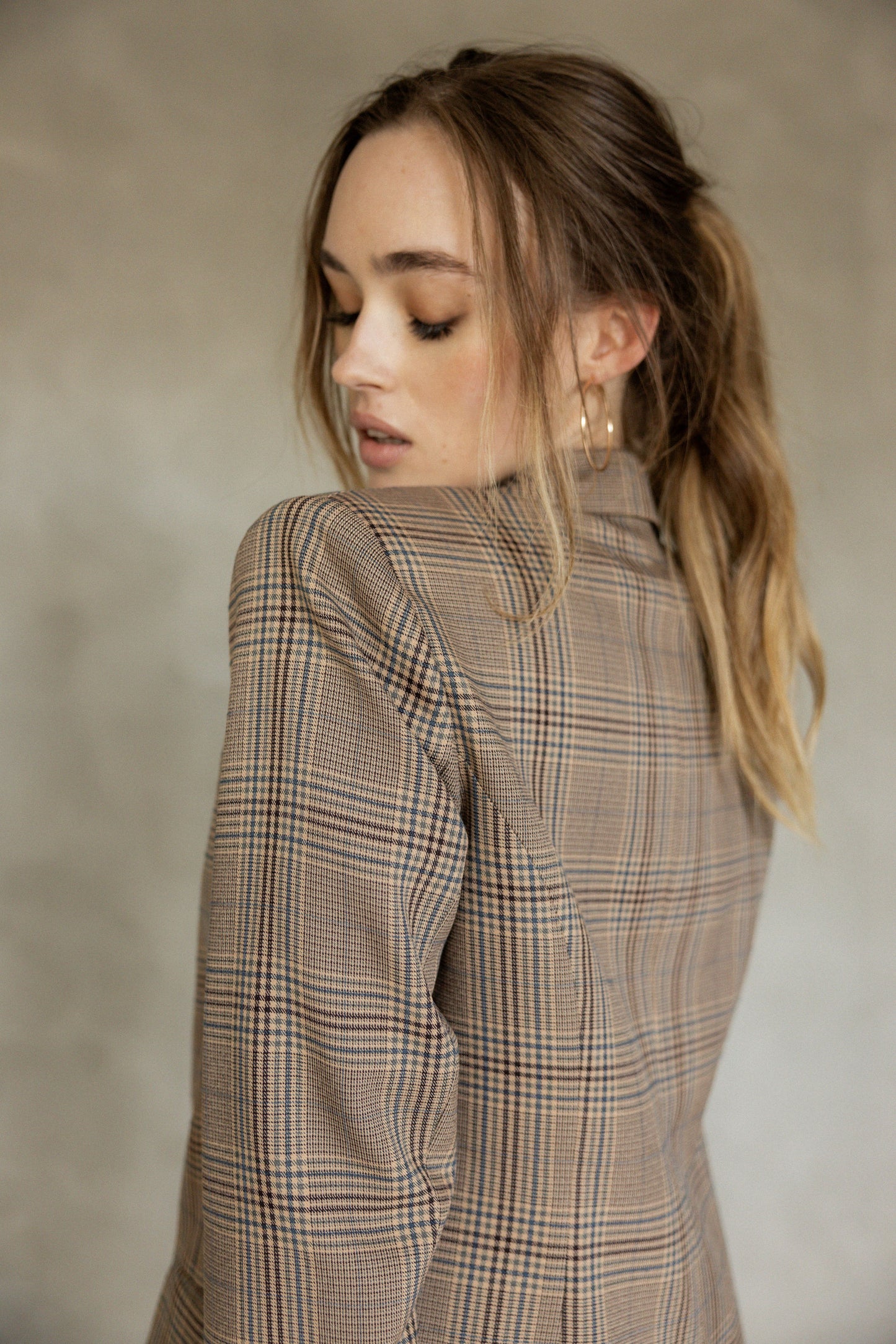 My Love Boyfriend Blazer Brown/Navy/Black close up