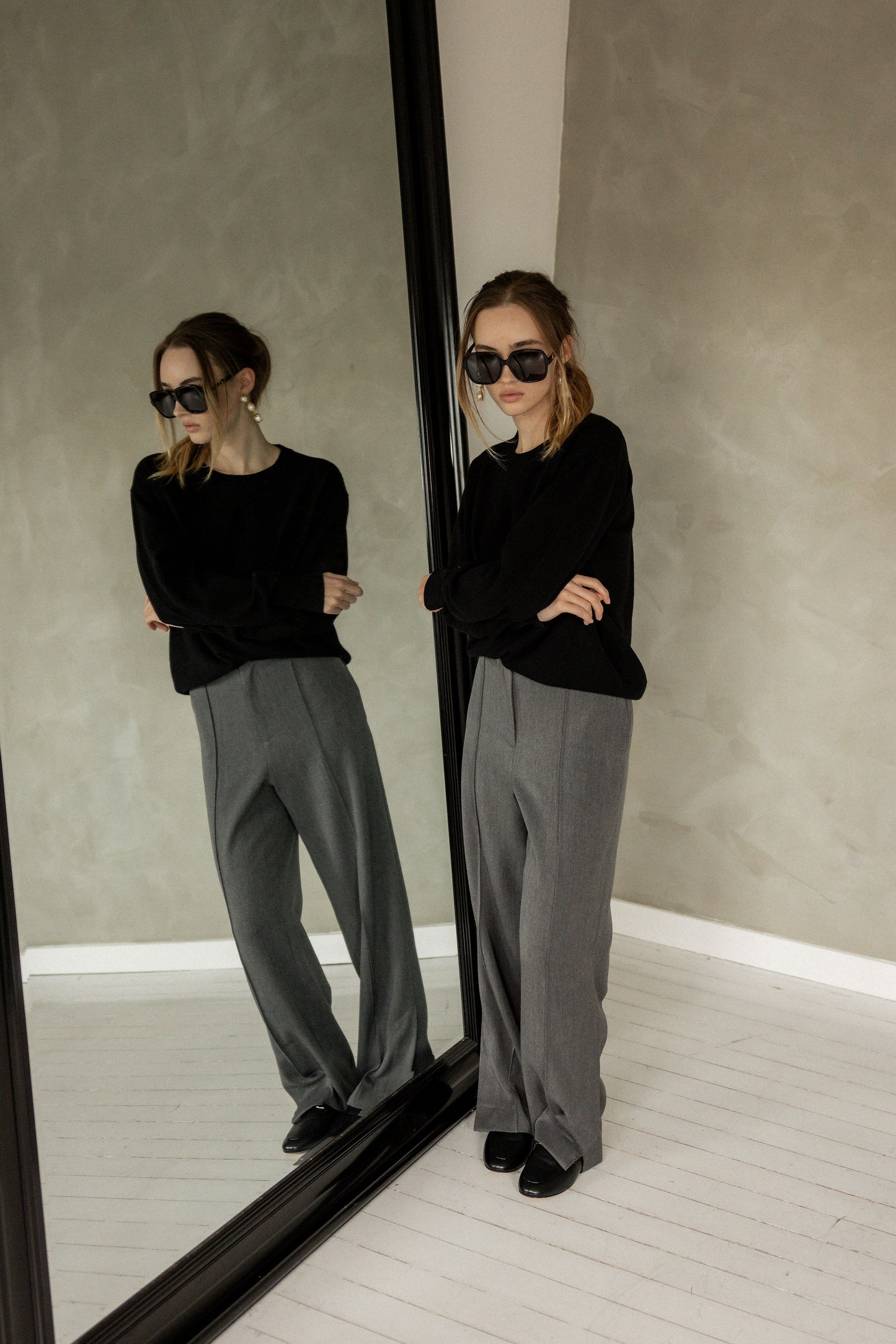 Easy To Say Wide Leg Pant Dark Grey front view