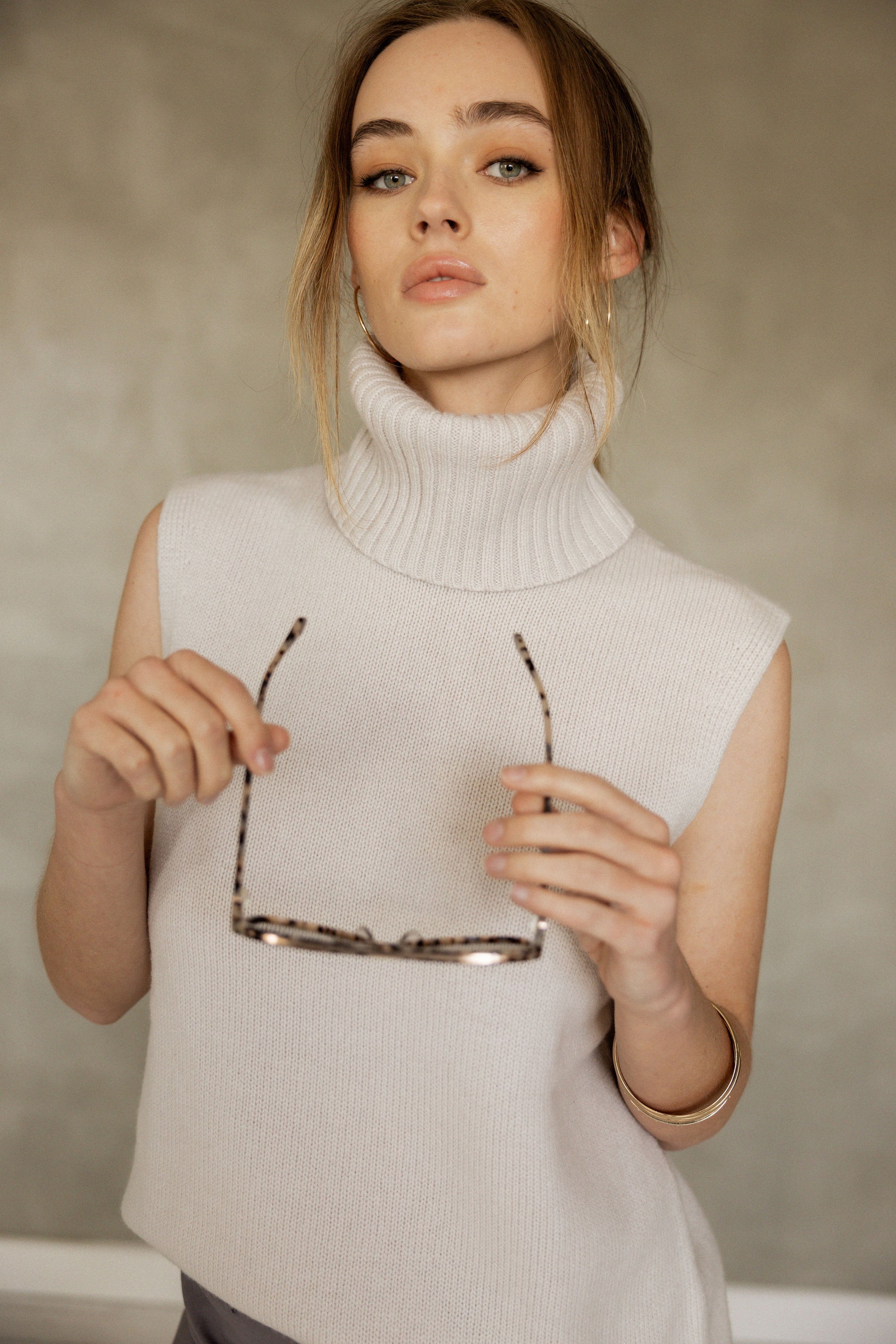 Save Time Sleeveless Knit close up view